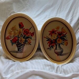 Vintage Floral Oval Wall Art Set - Cream and Multicolor
